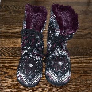 Muk luk furry slippers